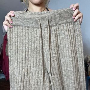 FREE PEOPLE: INTIMATELY Tan Fuzzy Cuffed Lounge Pants, Size Medium